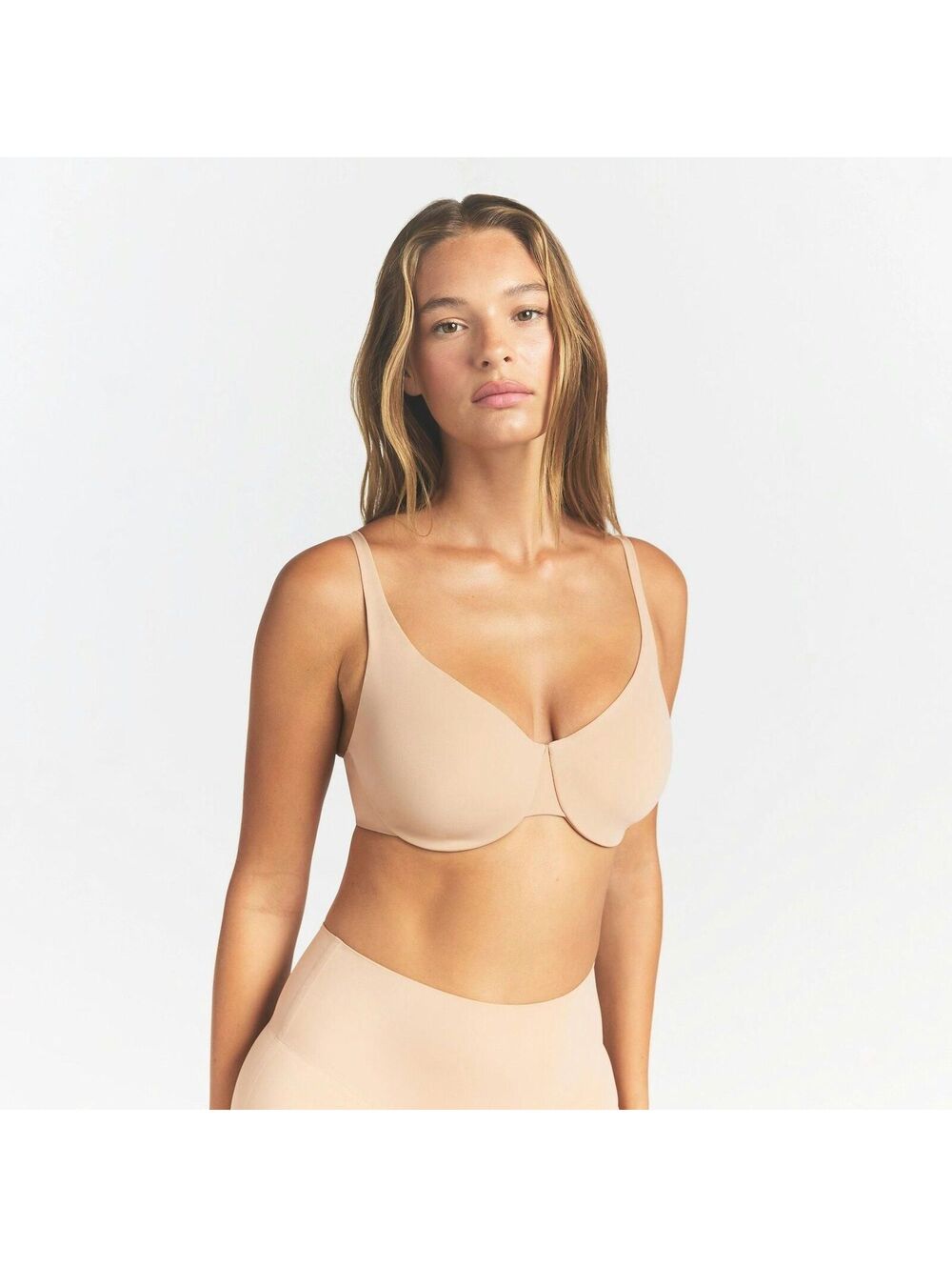 SKIMS NWT Smoothing Intimates Unlined Minimizer Bra - Size 32D - Picture 1 of 3